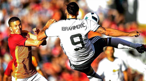 Pha móc bóng hoàn hảo của Ibrahimovic