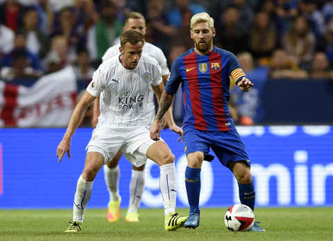 Messi và đồng đội thể hiện đẳng cấp vượt trội nhà ĐKVĐ Premier League