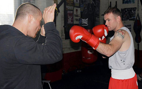 Wayne Rooney mê boxing từ trong máu