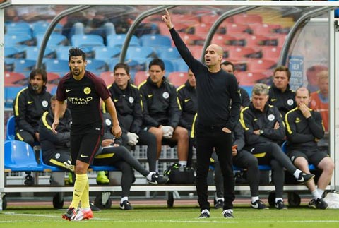 Nolito chưa đáp ứng được yêu cầu của Pep