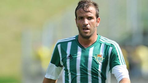 Van der Vaart lại sang Đan Mạch thi đấu