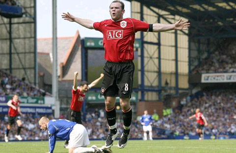 MÙA GIẢI - 2006/07 Trong ngày trở lại sân Goodison Park của đội bóng cũ Everton, Rooney đã lập công để mang về chiến thắng 4-2 cho M.U. Ở mùa giải này, Quỷ Đỏ đã giành chức vô địch với 89 điểm, hơn Chelsea 6 điểm.