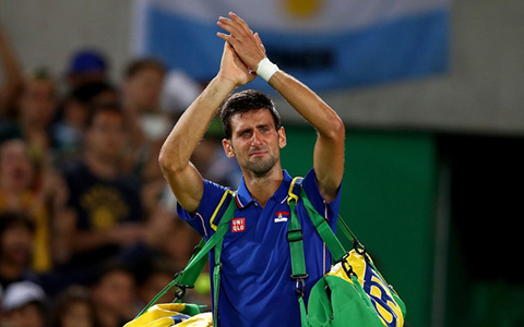 Djokovic không giấu nổi nỗi thất vọng khi thất bại