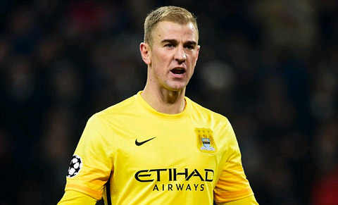 Joe Hart - Man City sang Everton (mượn) - Thủ thành người Anh gần như đã không còn chỗ đứng tại The Citizens khi anh liên tục bị HLV Pep Guardiola đẩy lên ghế dự bị. Man City sắp chiêu mộ thành công Claudio Bravo từ Barca và ngày Hart khăn gói rời Etihad không còn xa.