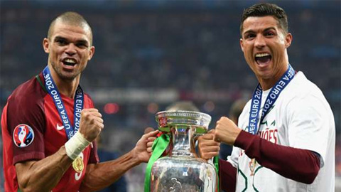 Ronaldo tuyên bố Pepe mới là cầu thủ xuất sắc nhất EURO 2016
