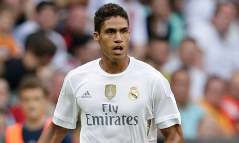 Varane vẫn muốn tiếp tục thi đấu cho Los Blancos