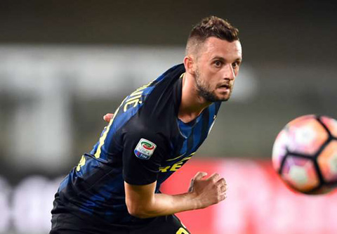 Brozovic có thể rời Inter