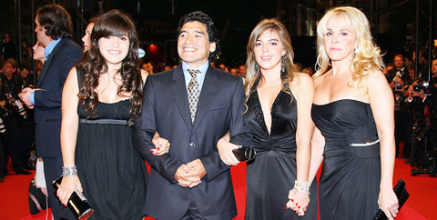 Số lượng con cái nhà Maradona luôn đông đảo