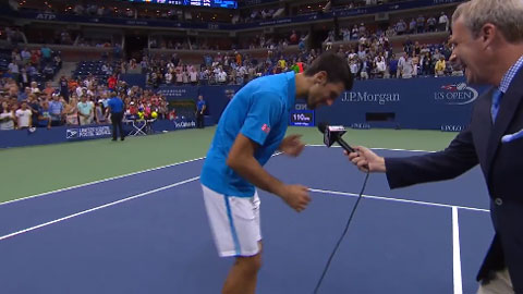 Djokovic nhảy rộn ràng sau trận thắng đầu ở US Open