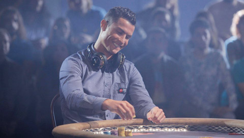 Ronaldo thắng bạc 15.000 bảng để làm từ thiện