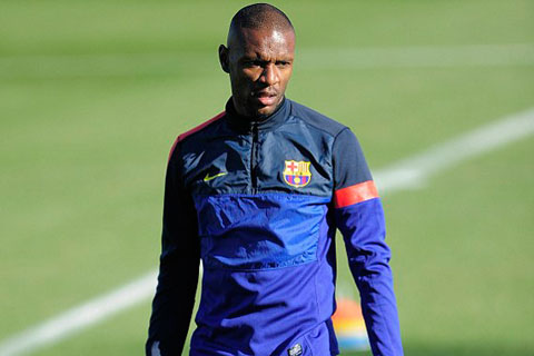 Umtiti được so sánh với Abidal