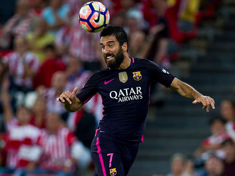 Arda Turan chơi cực hay từ đầu mùa