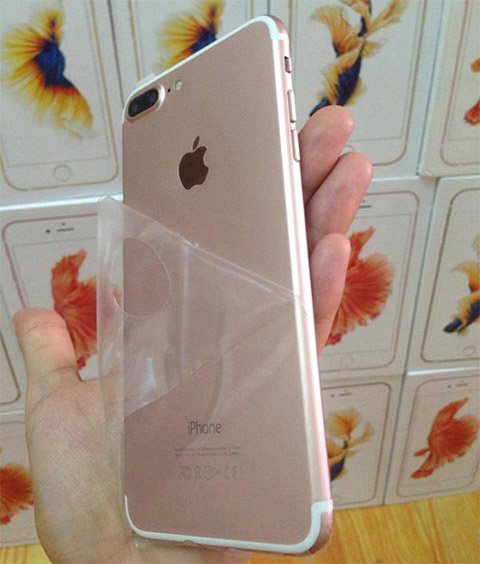 iPhone 7 Plus nhái có kiểu dáng giống như sản phẩm chính hãng