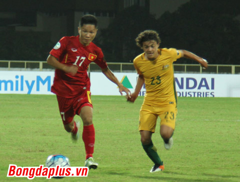 U16 Australia dẫn trước 2 bàn ngay trong hiệp 1