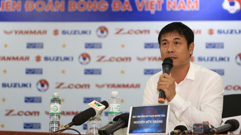 HLV Nguyễn Hữu Thắng lo lắng vấn đề sinh hoạt tuyển thủ