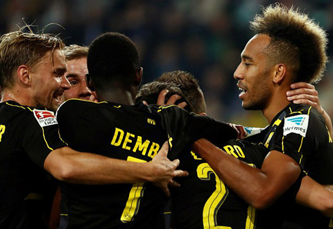 Niềm vui chiến thắng của các cầu thủ Dortmund