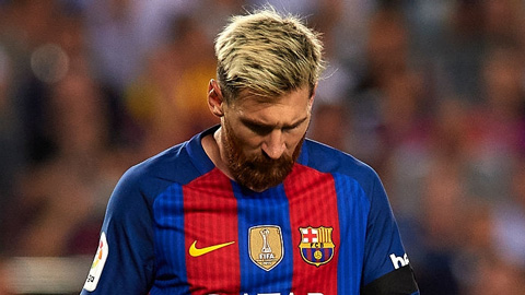 Messi: Từ kẻ miễn nhiễm chấn thương đến đôi chân pha lê
