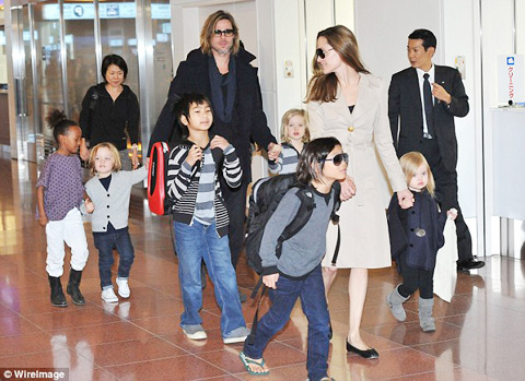 Sau 12 năm chung sống, giờ đây Brad Pitt và Angelina Jolie sắp đường ai nấy đi
