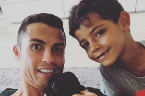 Ronaldo rất yêu động vật
