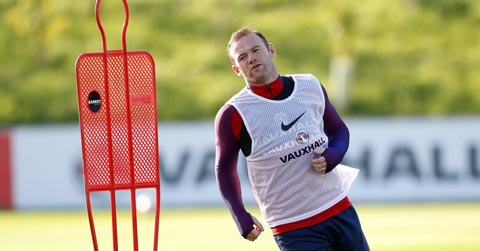 Rooney sẽ đá ở vị trí nào trên tuyển Anh?
