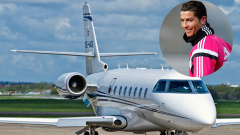 Ronaldo cho thuê máy bay riêng với giá cắt cổ
