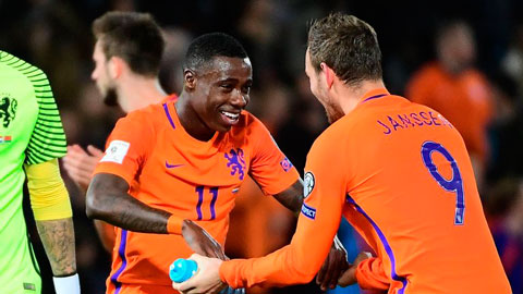 Promes dẫn đầu thế hệ mới của bóng đá Hà Lan