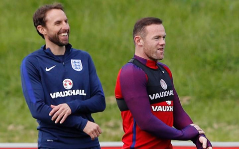 Southgate có thể loại bỏ Rooney