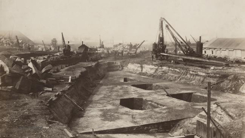 Công trình kênh đào ở Manchester đã khơi nguồn mâu thuẫn giữa 2 đội bóng