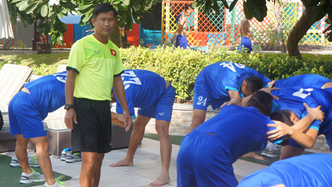 Bỏ lại trận thắng Triều Tiên, U19 Việt Nam lao vào tập luyện