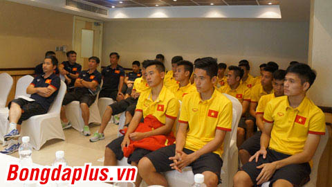 Văn Hào thay mặt U19 Việt Nam hứa quyết tâm đánh bại Iraq