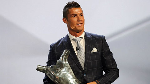 Ronaldo là cầu thủ xuất sắc nhất châu Âu mùa 2015/16