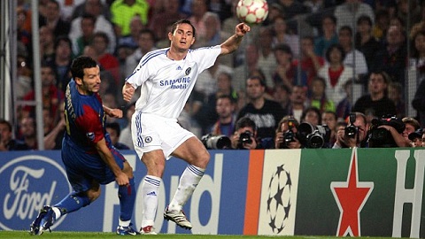 10 năm trước, Lampard xé lưới Barca ở góc 0 độ