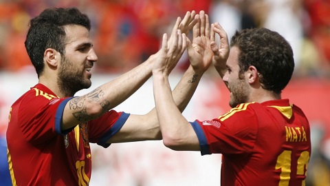 Mata trở lại ĐT Tây Ban Nha, Fabregas vẫn bị loại