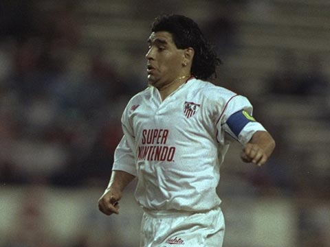 Maradona trong màu áo Sevilla