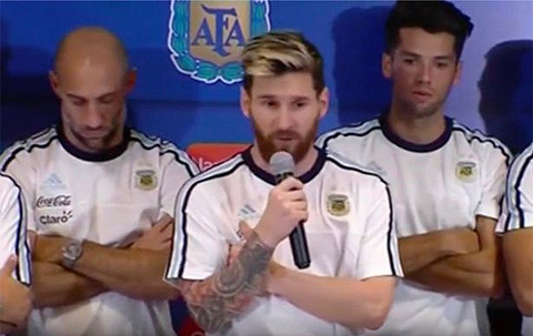 Messi và các đồng đội không hài lòng với cáo buộc về Lavezzi