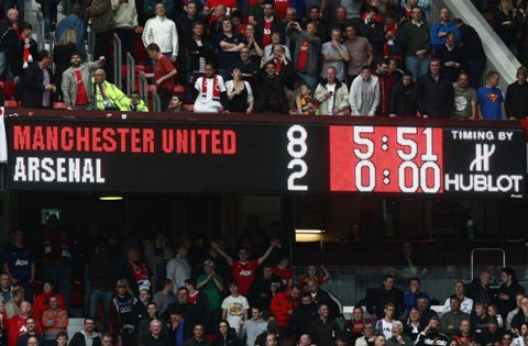 Người hâm mộ Arsenal có lẽ chưa thể quên được thất bại 2-8 trước M.U tại Old Trafford