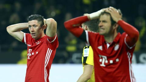 Bayern mất đỉnh Bundesliga sau 14 tháng