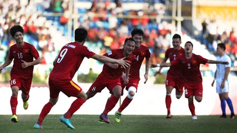 Giành chiến thắng trước Malaysia, ĐT Việt Nam đã xây chắc ngôi đầu bảng B và sớm có vé đi tiếp	Ảnh: MINH TUẤN