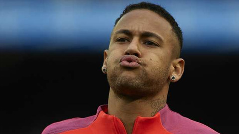 Neymar dính tai nạn xe hơi trước trận gặp Sociedad