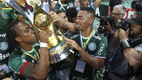 Tân binh của Man City vô địch Brazil cùng Palmeiras