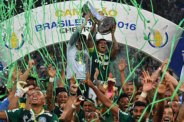 Palmeiras chấm dứt cơn khát danh hiệu kéo dài 22 năm