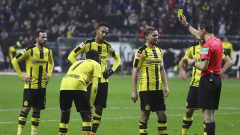 Bayern và RB Leipzig cho Dortmund ra rìa trong cuộc đua vô địch Bundesliga