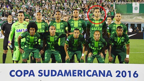 Cả đội hình xuất phát của Chapecoense ở trận bán kết  lượt về Copa Sudamericana 2016 trước vụ tai nạn máy bay 5 ngày, chỉ duy nhất trung vệ Neto thoát nạn