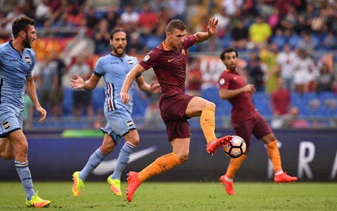 Dzeko (giữa) và đồng đội sẽ lại đánh bại Lazio để khẳng định vị thế thống trị derby thủ đô