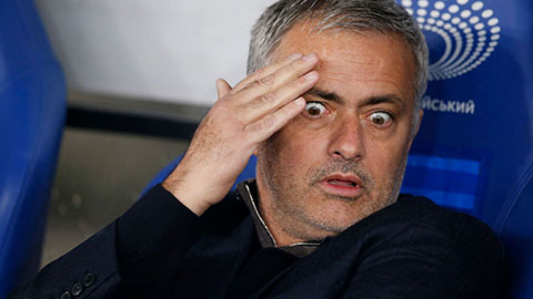 Mourinho phủ nhận cáo buộc trốn thuế