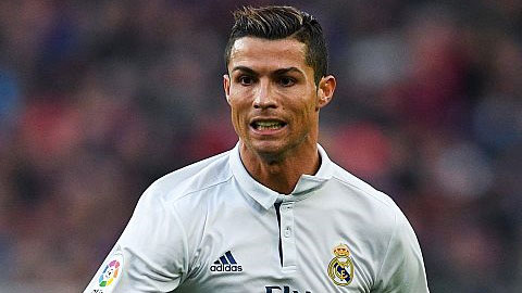 Ronaldo đối mặt án tù 6 năm vì trốn thuế