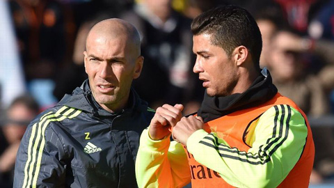 Zidane bảo vệ Ronaldo trước nghi án trốn thuế