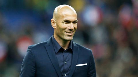 Deportivo chính là đối thủ đầu tiên của Zidane trên cương vị HLV trưởng Real