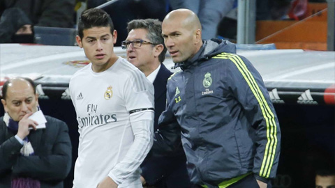 HLV Zidane xác nhận James sẽ không rời Real trong tháng Giêng