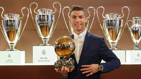 Cristiano Ronaldo lần thứ 4 giành Quả bóng Vàng